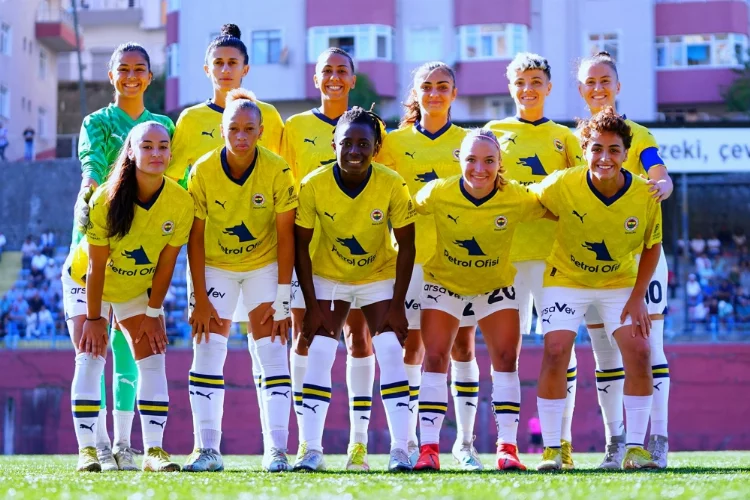 Fenerbahçe Petrol Ofisi kadın futbol takımı Ülker Stadyumu'nda ilk kez sahaya çıkıyor