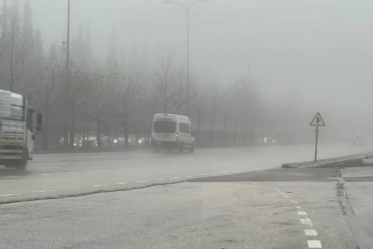 Gaziantep’te etkili olan sis görüş mesafesini düşürdü, uçuşlar iptal edildi