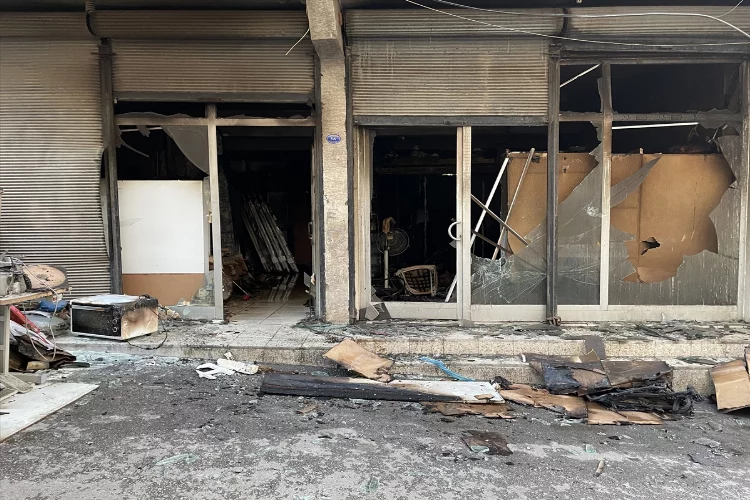 GAZİANTEP - Bir depoda patlamanın ardından yangın çıktı