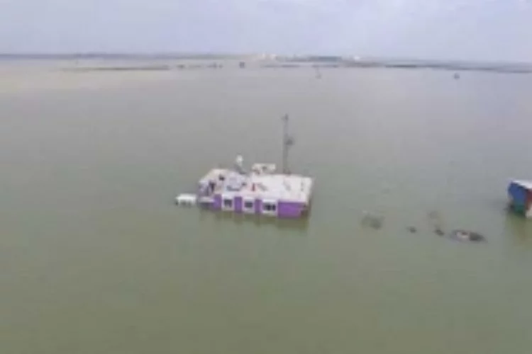 Göle dönen Amik Ovası drone ile görüntülendi