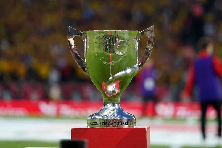 UEFA Şampiyonlar Ligi'nde Çeyrek Final ve Yarı Final Kura Çekimi yapıldı