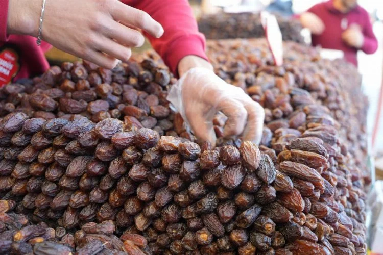 Hurma ve zeytin fiyatları Ramazan sofralarında yüzde 50 arttı