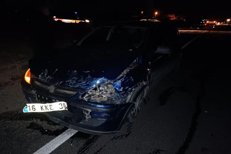 Isparta'da iki otomobilin çarpıştığı kazada 5 kişi yaralandı