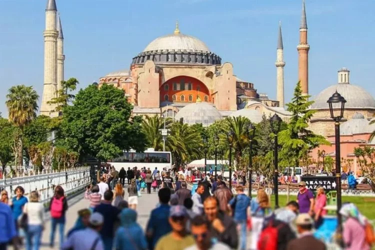 İstanbul, ilk iki ayda 2 milyon 457 bin yabancı ziyaretçiye ev sahipliği yaptı