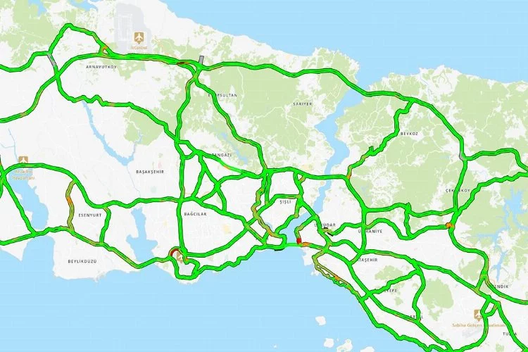 İstanbul trafiği bayramda ferahladı: Yol haritası 'Yeşile' döndü