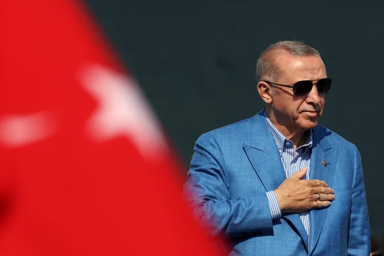 İSTANBUL - Cumhurbaşkanı Erdoğan: ''14 Mayıs'ta birilerini emekli edeceğiz''