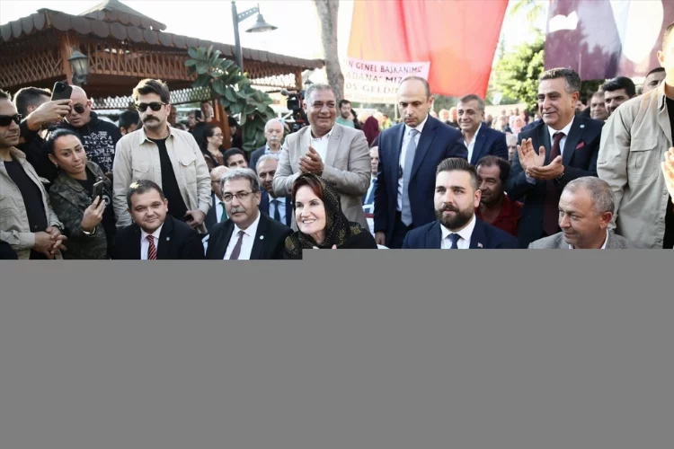 İYİ Parti Genel Başkanı Akşener, Adana'da dernek ziyaretinde konuştu: