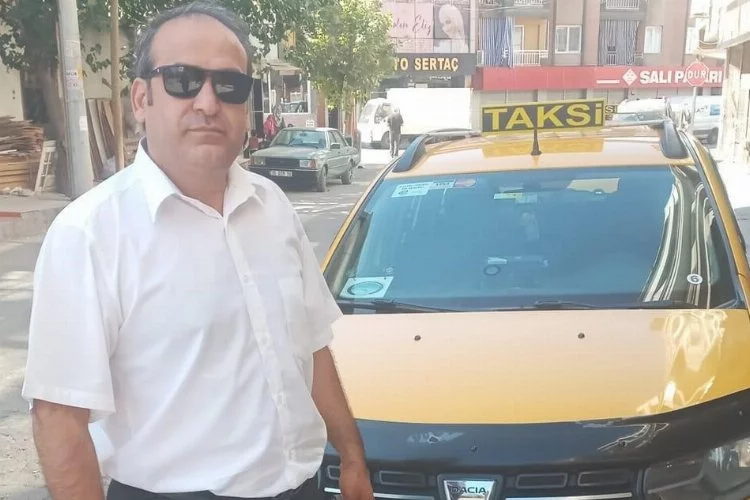 İzmir'de vurulan taksicinin arkadaşları: ''İzmir'e gelen depremzedeleri ücretsiz taşıyordu''