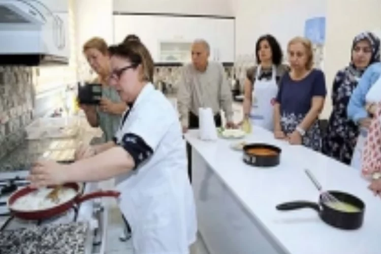 Kadınlara aşçılık ve pastacılık kursu