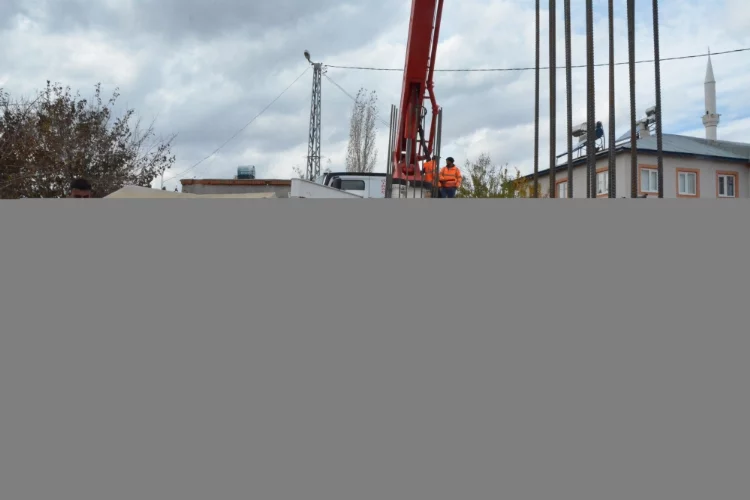 Kahramanmaraş'ta "Yerinde Dönüşüm Projesi" kapsamında evlerin yapımı sürüyor