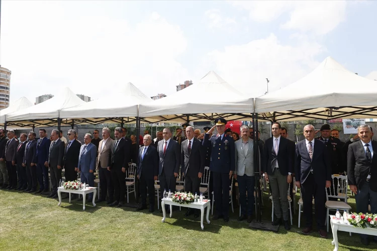 KAYSERİ - Milli Savunma Bakanı Akar'dan "Tarihten ders alın" vurgusu