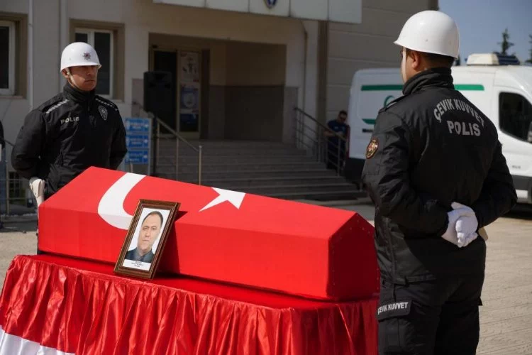 Kilis İl Emniyet Müdürlüğü'nde görevli polis memuru kalp krizi geçirerek hayatını kaybetti