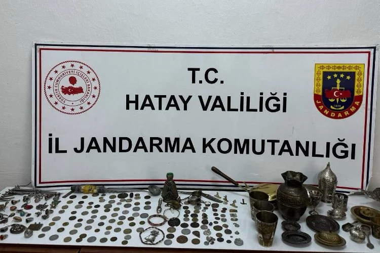 Kırıkhan'da tarihi eser operasyonu, 310 adet sikke ve obje bulundu