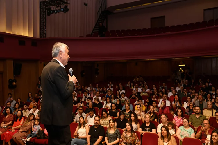 Adana Büyükşehir'de Gündüz Bakımevlerinde Eğitim Gören Minikler Mezun Oldu