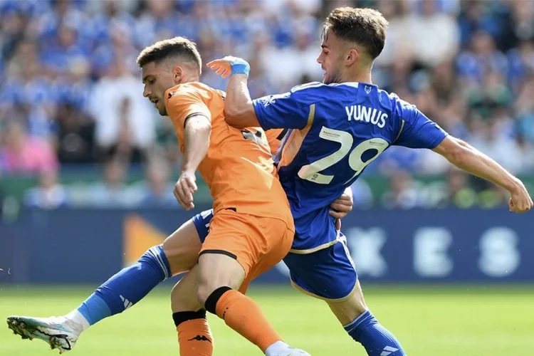 Leicester City, Yunus Akgün'ün Girişiyle QPR Karşısında Mağlup Oldu!