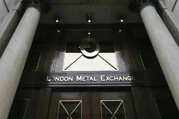Londra Metal Borsası  Rus metallerini sisteminden yasakladı