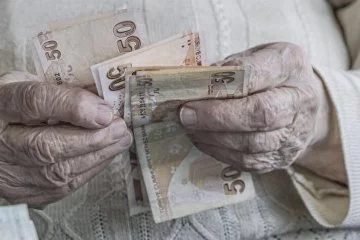 Maaşlarını Taşıyan Emeklilere Büyük Avantaj: Bankaların Promosyon Yarışı Başladı