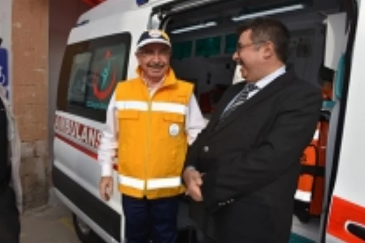 Mardin’de 112 ailesine 5 yeni ambulans katıldı