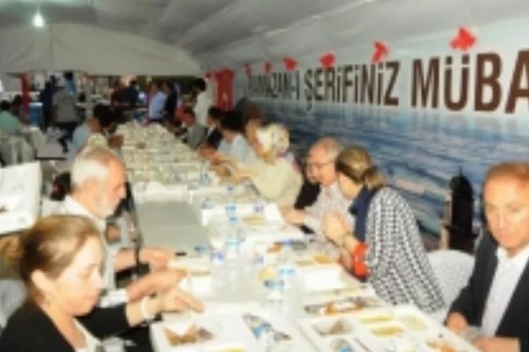 Mardin’de 7 Bin kişiye iftar yemeği