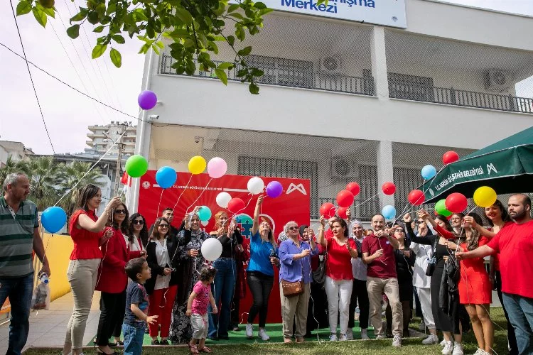 Mersin'de 'Otizm Farkındalık Günü' etkinliği düzenlendi