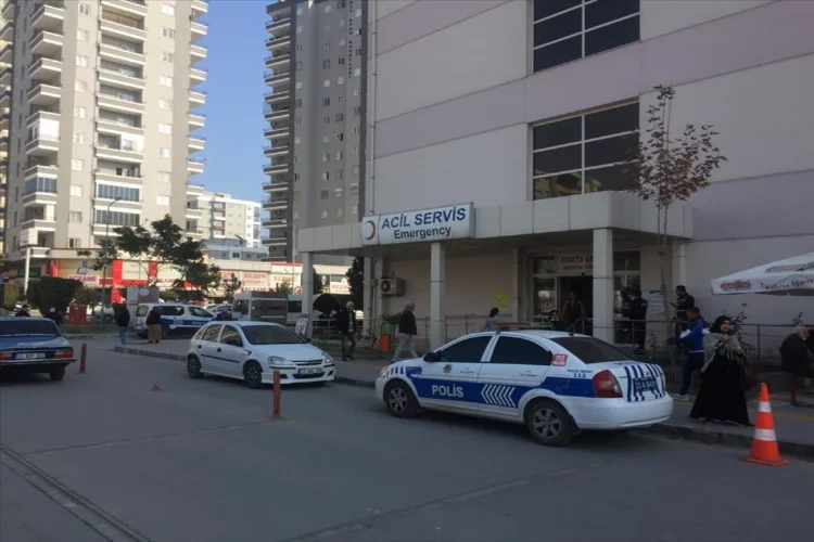 Mersin'de adliye otoparkında çıkan silahlı kavgada 2 kişi yaralandı