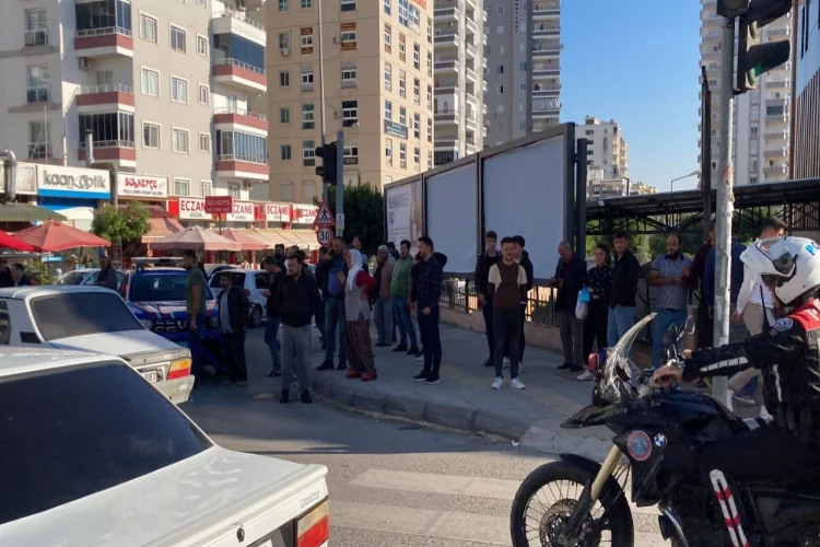 Mersin'de beton mikserin çarptığı motosiklet sürücüsü öldü