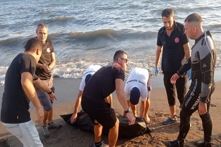 Mersin'de denizde kaybolan gencin cesedi bulundu
