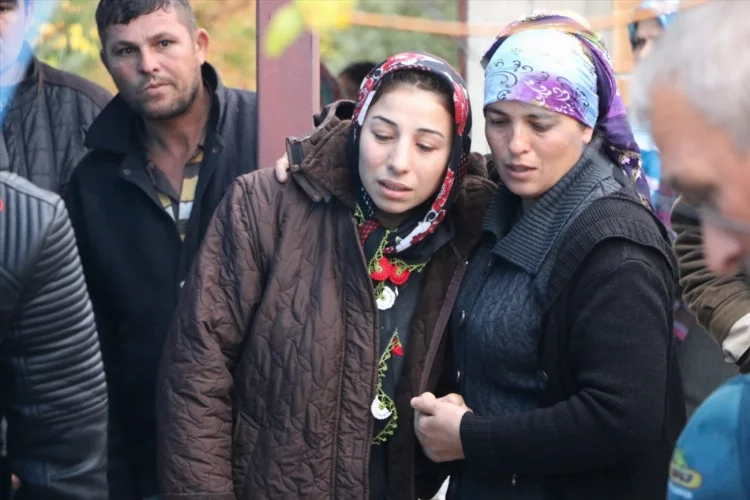Mersin'de sele kapılarak yaşamını yitiren kadının cenazesi toprağa verildi