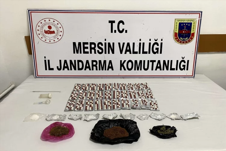 Mersin'de uyuşturucu ticareti yaptıkları iddiasıyla 3 zanlı yakalandı