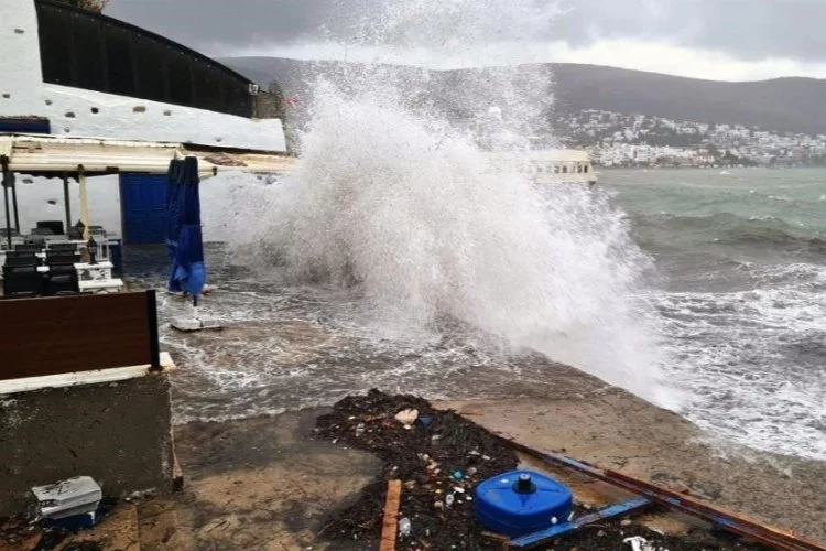 Meteorolojiden Karadeniz, Marmara ve Ege Denizi için fırtına uyarısı