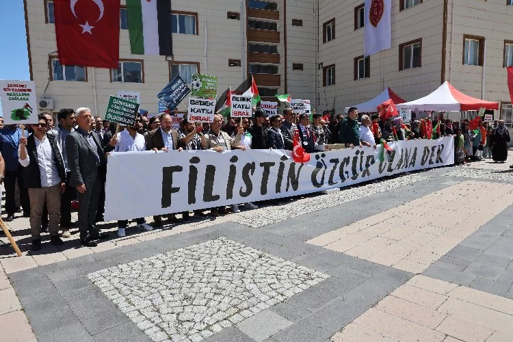 Nevşehir'de öğrenciler İsrail’i protesto etti