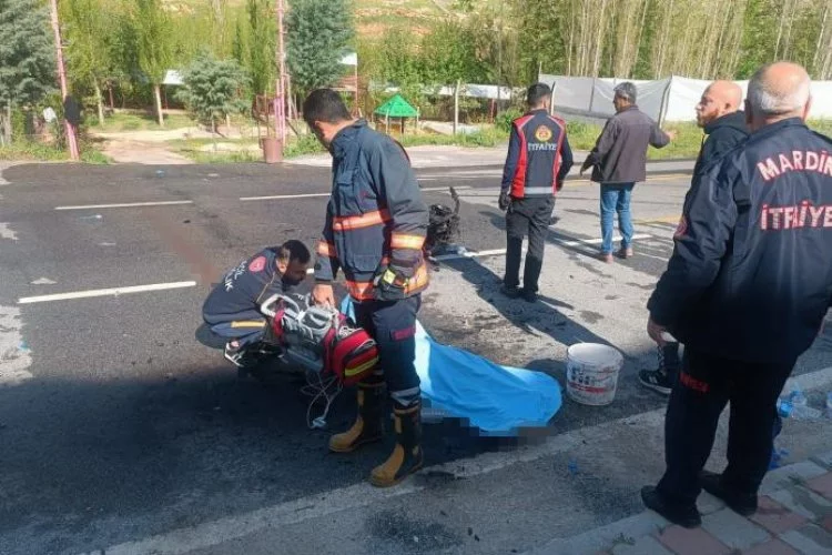 Nusaybin'de otomobil ve motosiklet çarpışması: 1 kişi hayatını kaybetti, 1 kişi yaralandı