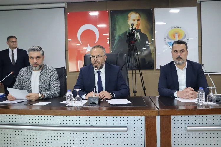 Özel Kalem Müdürü Samet Güdük, Adana Büyükşehir Belediye Meclisinde de konuşuldu