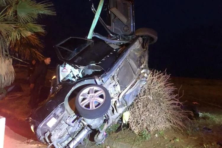 Rize'de kazada 2 kişi hayatını kaybetti, 3 kişi yaralandı