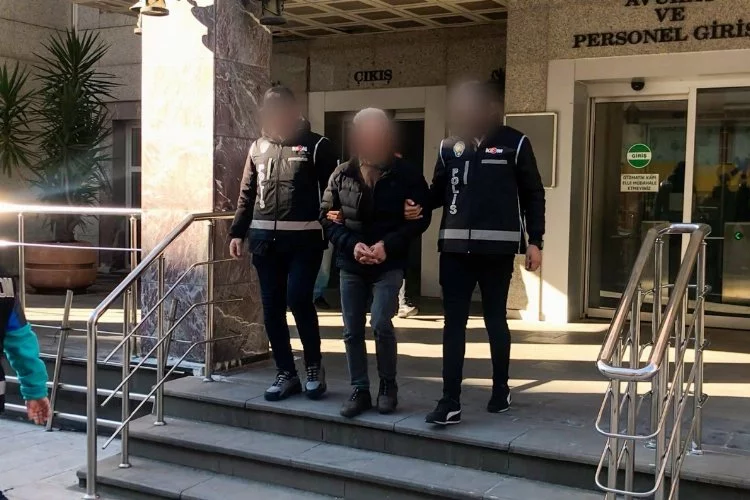 Rize'de silah kaçakçılığı operasyonunda 3 kişi tutuklandı