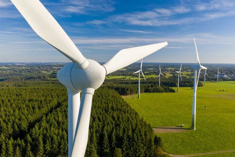 Rüzgâr enerjisi santralleri artıyor