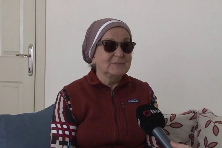 Sahte polisler Üsküdar'da yaşlı kadını 1.2 milyon TL  dolandırdı