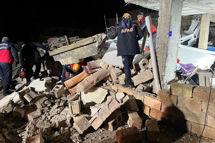 Şanlıurfa'da ev çökmesi: 2 kişi hayatını kaybetti, 8 kişi yaralandı