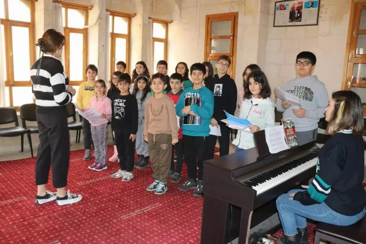 Şanlıurfa'da UNESCO müzik şehri ünvanıyla geleceğin sanatçıları yetişiyor: Çocuk konservatuvarı ilkleri başarıyla gerçekleştiriyor