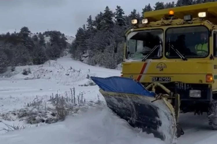 Sinop’ta kar hayatı felç etti: 110 köy yolu kapalı
