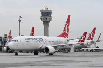 Malatya-Ankara seferini yapan uçak kalp krizi geçiren yolcu için Kayseri'ye acil iniş yaptı
