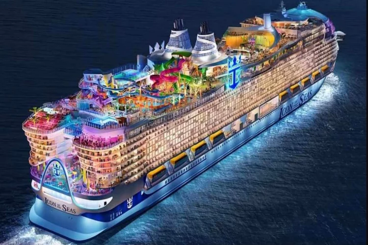 Icon of Seas, Ocak'ta demir alacak. Titanik'in tam 5 kat büyüklüğünde