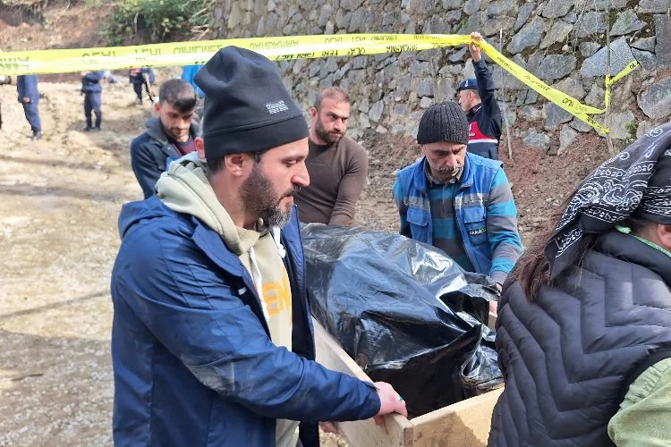 Trabzon'un Hayrat ilçesi'nde göçük: 3 işçi hayatını kaybetti