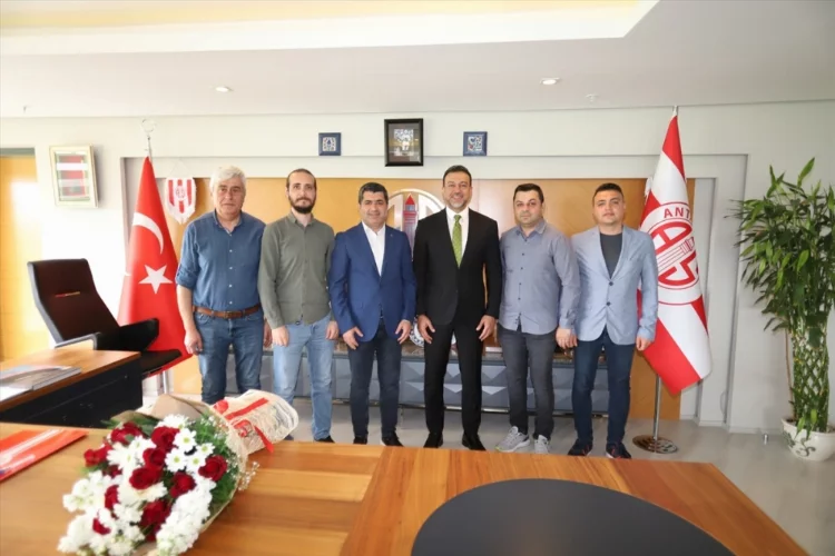 TSYD Antalya Şubesi'nden Antalyaspor Başkanı Gülel'e ziyaret