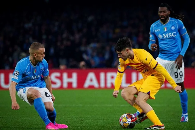 UEFA Şampiyonlar Ligi Son 16 Turu: Napoli ile Barcelona berabere, Porto Arsenal'i son dakika golüyle devirdi