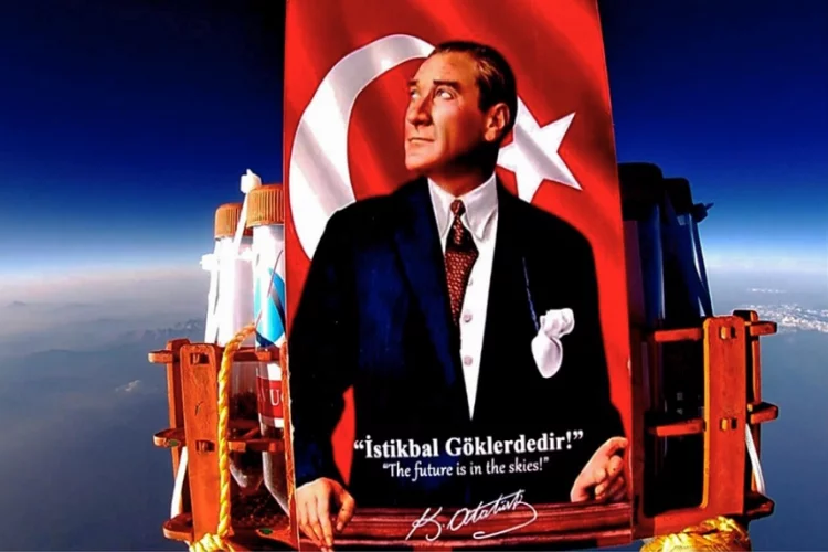 Cumhuriyet'in 100. Yılında uzaya Atatürk fotoğrafı gönderildi