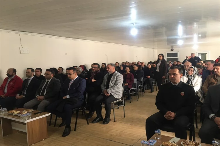 Yazar Sinan Yağmur, Kozan'da cezaevinde konferans verdi