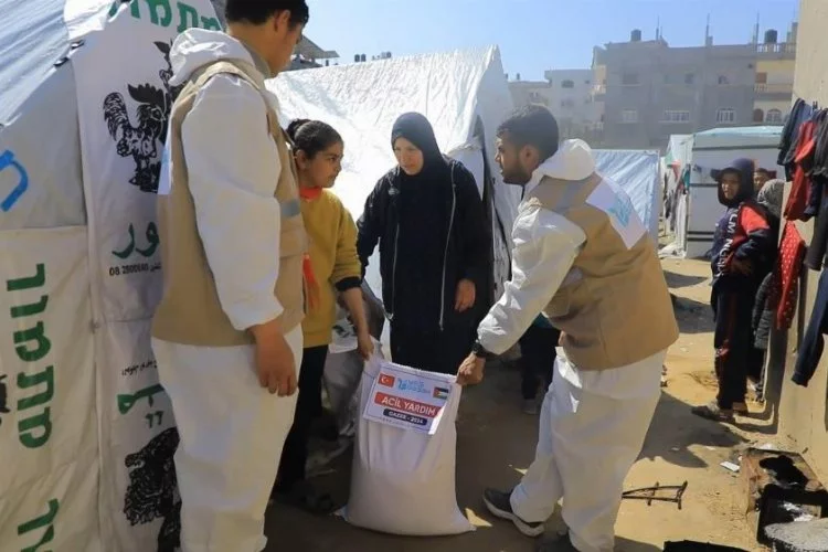 Yedi Başak İnsani Yardım Derneği, Filistin ve Gazze'ye 18 tır yardım malzemesi ulaştırdı