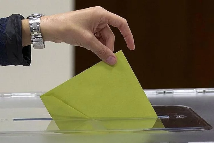 Kütahya'da geçersiz oyların sayımına yeniden başlandı