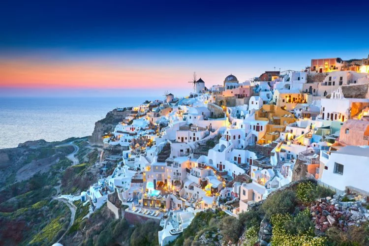 Yunan Adalarına nasıl gidilir? Yunan Adaları'nda gezilecek yerler ve seyahat önerileri